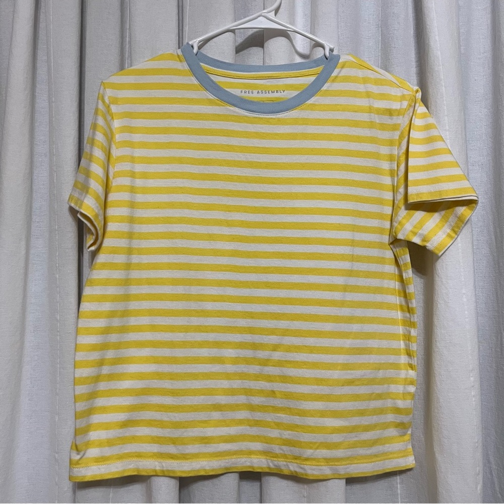 Free assembly striped boxy tee size small